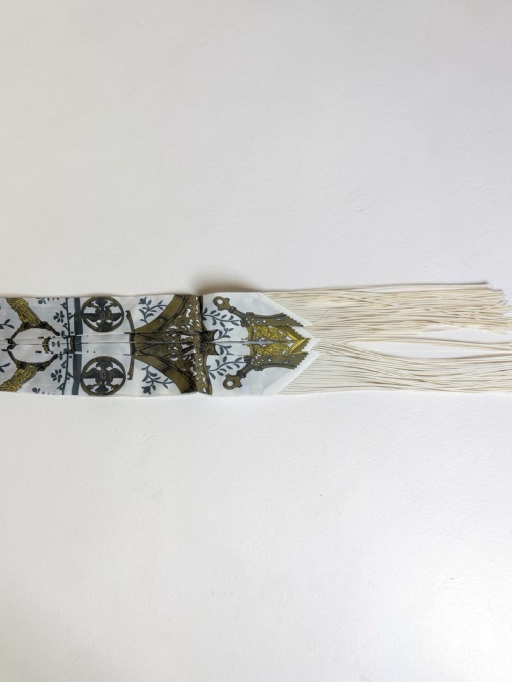 Trendy Fringe Handbag Wrap in Cream, blue and soft gold details - Picture 8 of 12